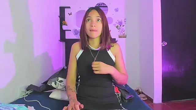 sapphire brown20 online show from March 27, 2026, 1:33 am