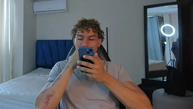 adam smiith1 online show from March 4, 2026, 1:50 pm