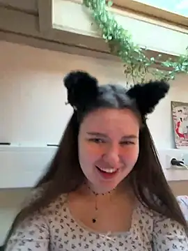 Snapshot of meowmiu chatting on March 3, 2026, 5:19 pm meowmiu online show from March 3, 2026, 5:19 pm