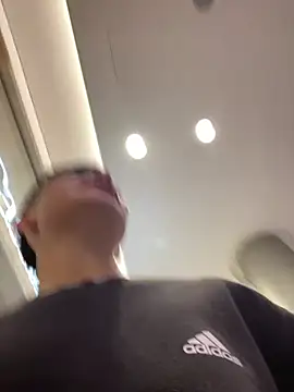 Tomnico 19 online show from March 4, 2026, 9:21 pm