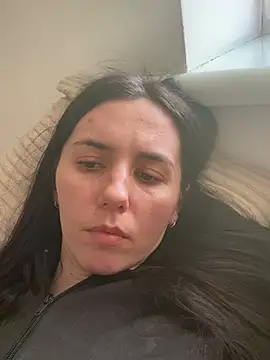 Oliviya smiley  online show from March 6, 2026, 3:08 pm