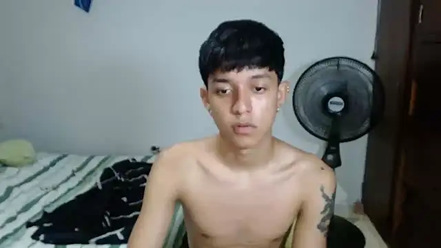 cute jisus online show from March 3, 2026, 12:06 am