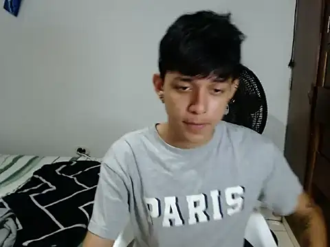 cute jisus online show from April 21, 2026, 4:08 am