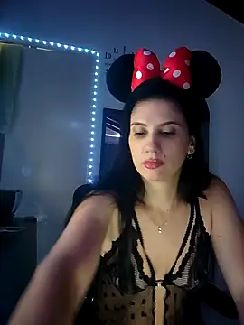 sashaaqueen online show from March 24, 2026, 2:49 am