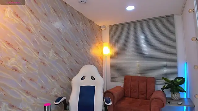 PreettyMoon online show from March 3, 2026, 11:27 am