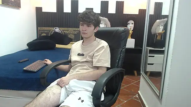 Snapshot of trevor_mob chatting on June 6, 2026, 2:55 pm trevor mob online show from June 6, 2026, 2:55 pm
