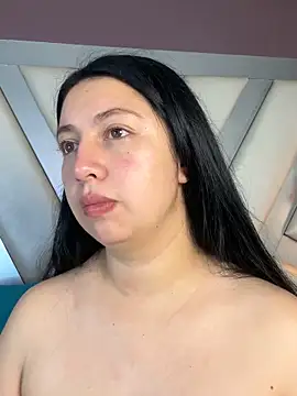 Snapshot of Ashleeyprincess01 chatting on May 12, 2026, 12:13 pm Ashleeyprincess01 online show from May 12, 2026, 12:13 pm