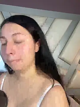 Snapshot of Ashleeyprincess01 chatting on May 18, 2026, 1:39 pm Ashleeyprincess01 online show from May 18, 2026, 1:39 pm