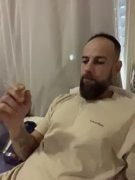 Snapshot of DaleCerbasi chatting on June 6, 2026, 3:39 pm DaleCerbasi online show from June 6, 2026, 3:39 pm