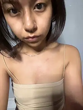 kiss-Me01 online show from May 25, 2026, 5:24 am