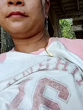 mami-rubi online show from March 1, 2026, 5:31 am