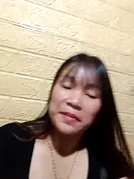 mami-rubi online show from March 11, 2026, 12:22 pm