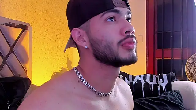 Vincentblack online show from April 18, 2026, 5:22 am