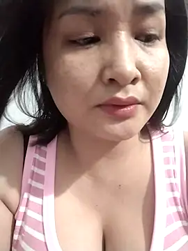 Snapshot of Jeassi-sica01 chatting on June 17, 2026, 2:07 pm Jeassi-sica01 online show from June 17, 2026, 2:07 pm