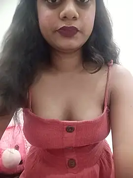 Snapshot of Heena_shrma chatting on July 8, 2026, 9:14 am Heena shrma online show from July 8, 2026, 9:14 am