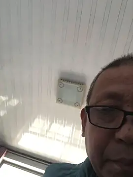 yaocaobi8 online show from April 10, 2026, 6:51 am