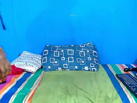 DARKTEMPTATION46XX online show from April 21, 2026, 5:06 pm