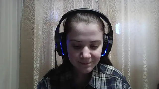 CarinaFolmar online show from March 5, 2026, 3:08 pm