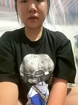 longnu99 online show from March 9, 2026, 4:00 pm