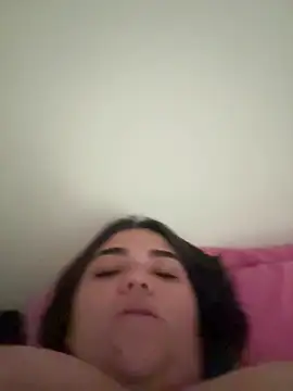 lanenarica online show from April 29, 2026, 9:43 pm