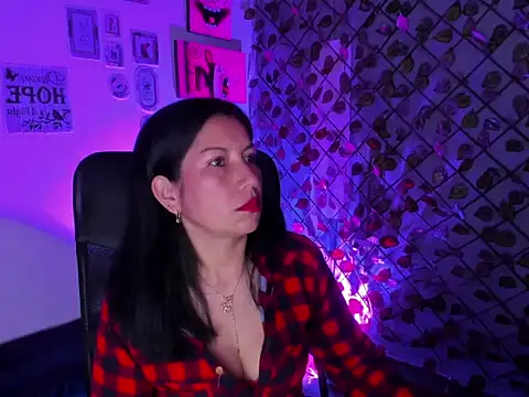 Megan Collinss1 online show from February 25, 2026, 12:15 pm