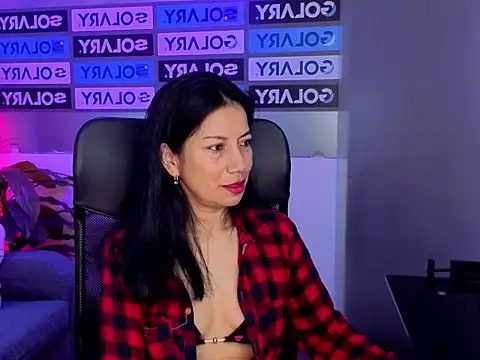 Megan Collinss1 online show from April 23, 2026, 12:29 pm