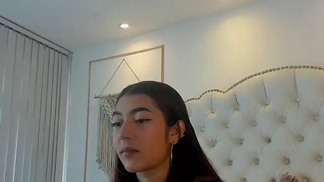 Sara funy online show from June 3, 2026, 11:46 am