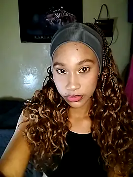 princessXOX12 online show from March 6, 2026, 8:16 pm