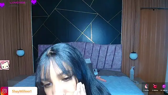 ShayMilleer online show from April 21, 2026, 11:49 am