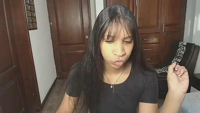Snapshot of ShayMilleer chatting on June 6, 2026, 11:37 am ShayMilleer online show from June 6, 2026, 11:37 am