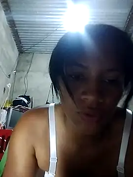 sexyhotbigass online show from April 20, 2026, 11:06 pm