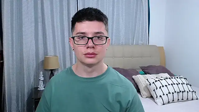 BlackFoXXX69 online show from April 10, 2026, 8:35 pm