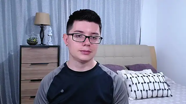 Snapshot of BlackFoXXX69 chatting on June 15, 2026, 9:39 pm BlackFoXXX69 online show from June 15, 2026, 9:39 pm
