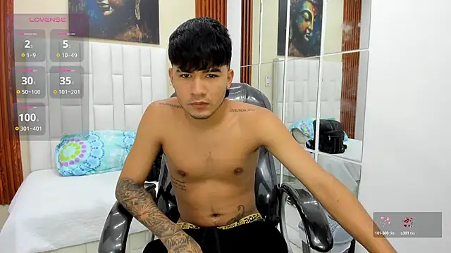 Snapshot of Thiago_collinss chatting on July 14, 2026, 11:10 pm Thiago collinss online show from July 14, 2026, 11:10 pm