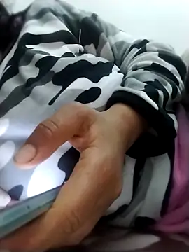 Sna93 online show from March 7, 2026, 4:42 am