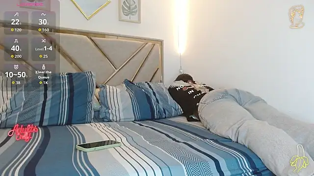 oliver   saint online show from April 20, 2026, 11:06 pm