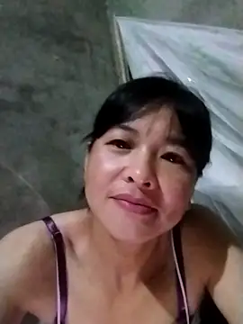 rinrin7700 online show from April 21, 2026, 9:06 pm