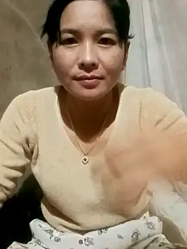 Snapshot of rinrin7700 chatting on May 11, 2026, 3:29 pm rinrin7700 online show from May 11, 2026, 3:29 pm