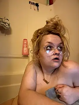 DaddysLakieBaby online show from April 1, 2026, 8:04 am