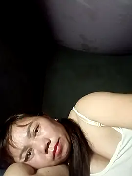 lyly sexx online show from April 20, 2026, 6:31 pm