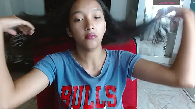 Lovingly Maria online show from April 22, 2026, 12:39 pm