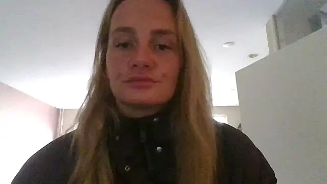 Lisanne30 online show from March 7, 2026, 8:55 am