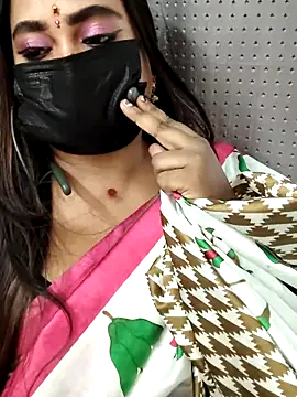 Cutie Nila online show from May 1, 2026, 4:39 am