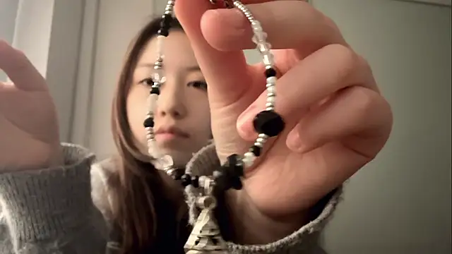 KirstenZaffina online show from March 4, 2026, 1:17 pm