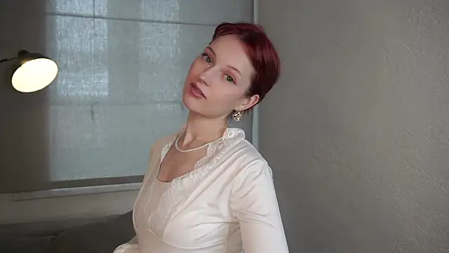 ValeneRomer online show from March 3, 2026, 12:11 pm