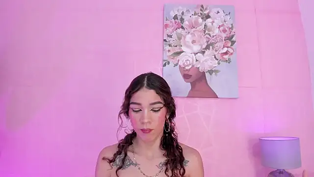 evelyn  rose1 online show from March 18, 2026, 6:00 pm