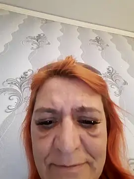 Belowa7364 online show from April 21, 2026, 4:01 pm