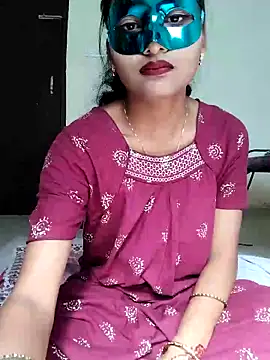 Sweet Cpl  online show from February 28, 2026, 4:13 am