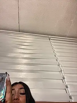 GeorgiaPink  online show from April 21, 2026, 7:58 am