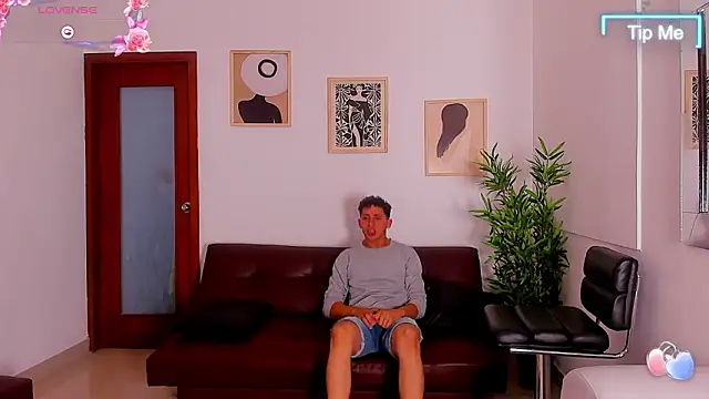 oria Light online show from March 5, 2026, 12:34 pm